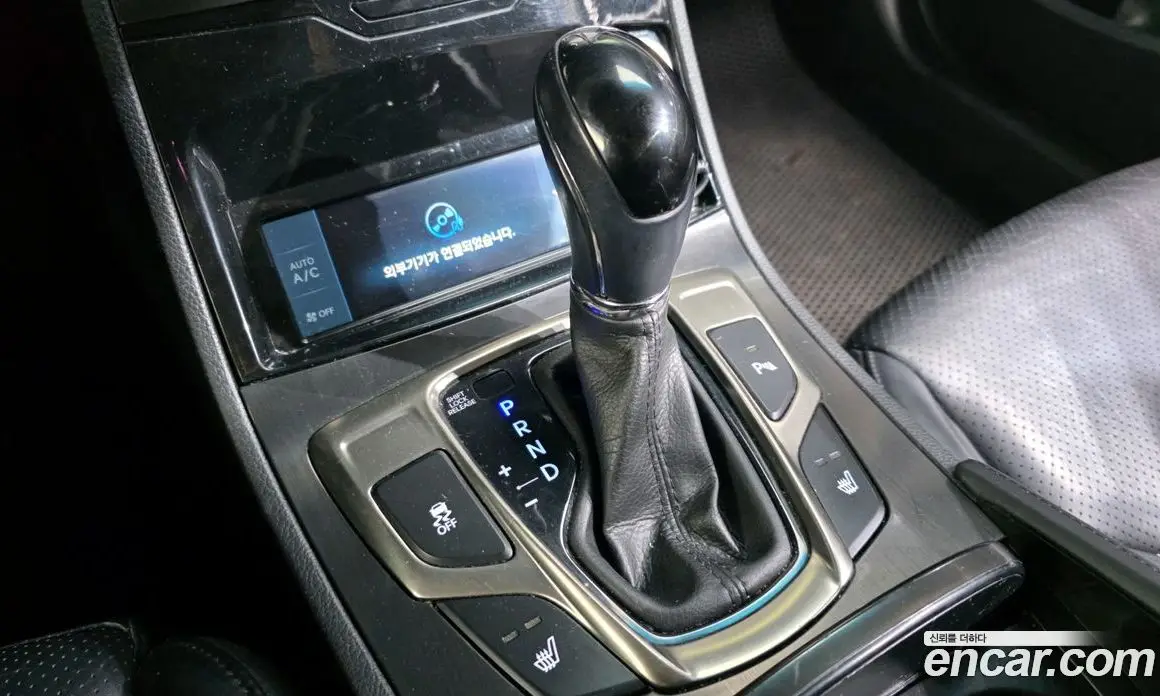 Hyundai Grandeur 2013 3.0 автомат (гидро), фото 9