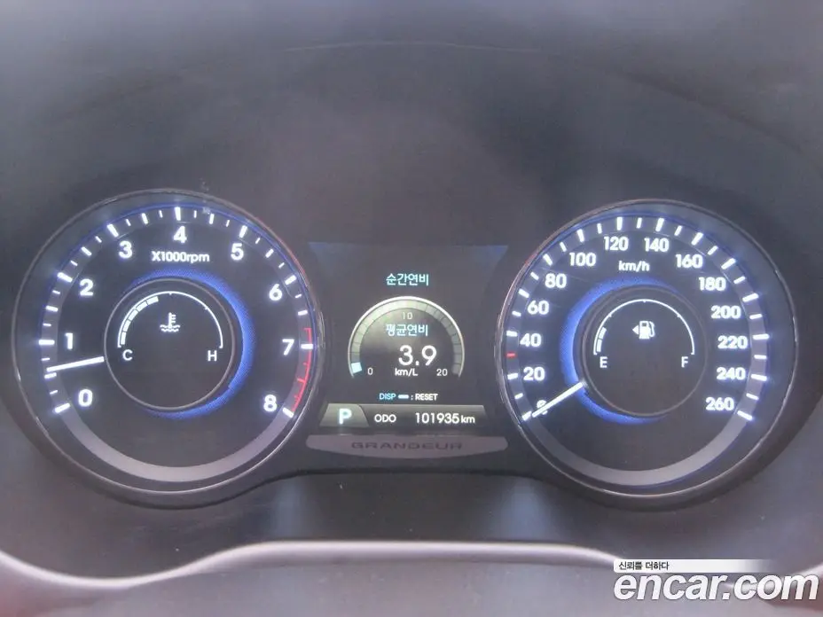 Hyundai Grandeur 2013 3.0 автомат (гидро), фото 11