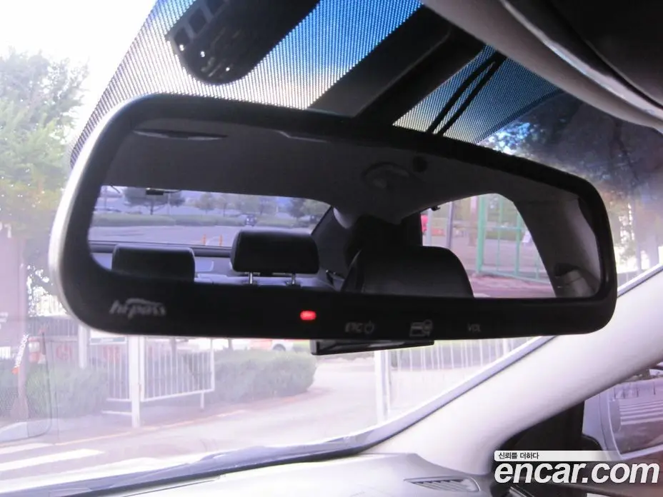 Hyundai Grandeur 2013 3.0 автомат (гидро), фото 17