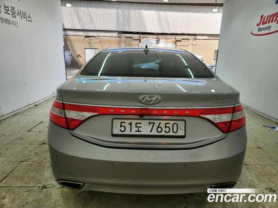 Hyundai Grandeur 2013 2.4 автомат (гидро), фото 6 Hyundai Grandeur 2013 2.4 автомат (гидро), фото 6
