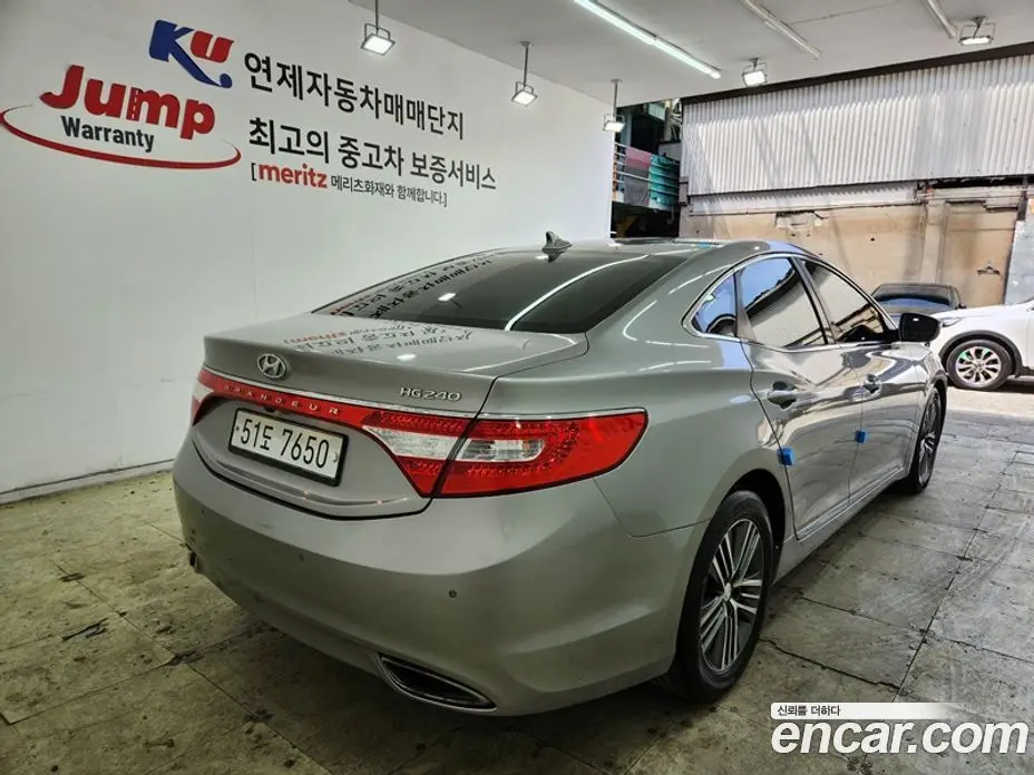 Hyundai Grandeur 2013 2.4 автомат (гидро), фото 8 Hyundai Grandeur 2013 2.4 автомат (гидро), фото 8