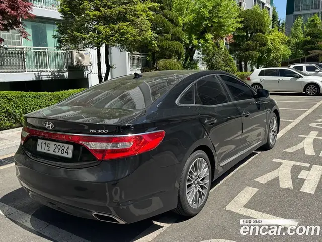 Hyundai Grandeur 2015 2.4 автомат (гидро), миниатюра 2 Hyundai Grandeur 2015 2.4 автомат (гидро), миниатюра 2