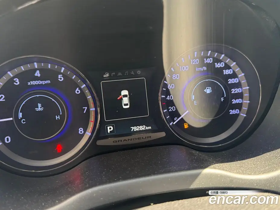 Hyundai Grandeur 2015 2.4 автомат (гидро), фото 8 Hyundai Grandeur 2015 2.4 автомат (гидро), фото 8