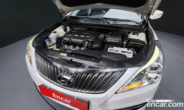 Hyundai Grandeur 2015 2.4 автомат (гидро), миниатюра 6 Hyundai Grandeur 2015 2.4 автомат (гидро), миниатюра 6