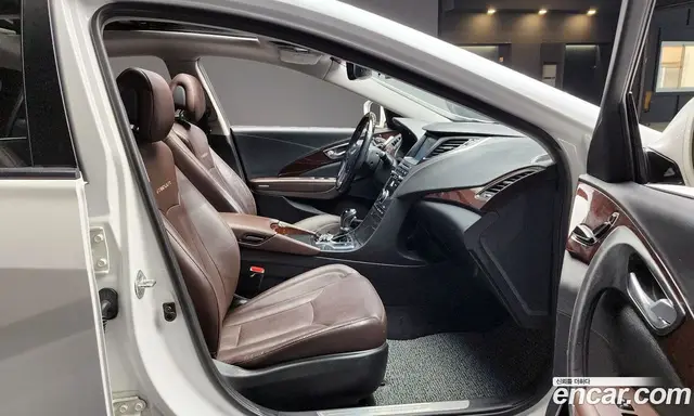 Hyundai Grandeur 2015 2.4 автомат (гидро), миниатюра 10 Hyundai Grandeur 2015 2.4 автомат (гидро), миниатюра 10