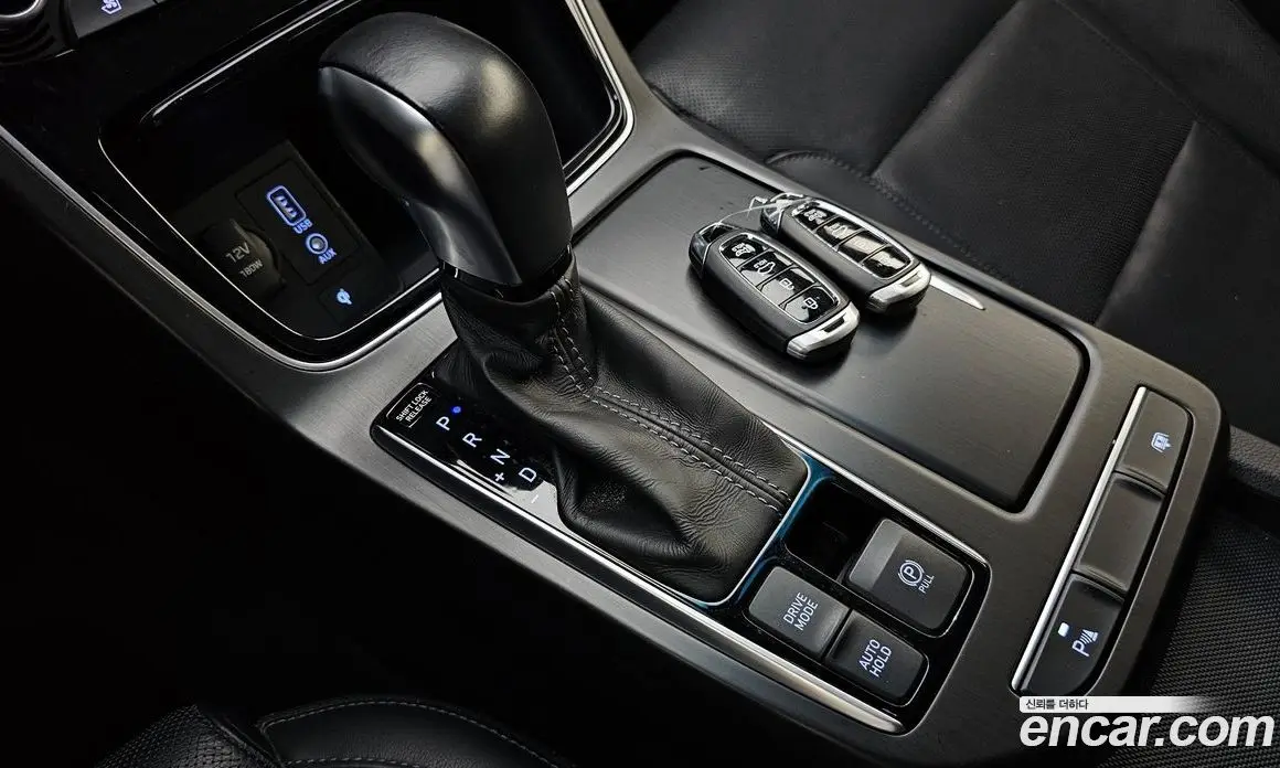 Hyundai Grandeur 2017 3.0 автомат (гидро), фото 12 Hyundai Grandeur 2017 3.0 автомат (гидро), фото 12