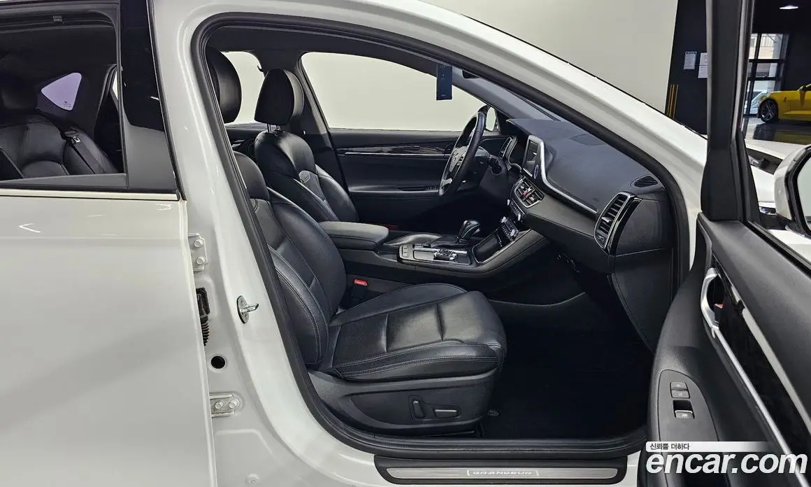 Hyundai Grandeur 2017 3.0 автомат (гидро), фото 17 Hyundai Grandeur 2017 3.0 автомат (гидро), фото 17