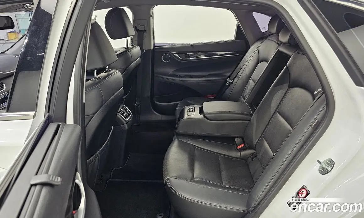 Hyundai Grandeur 2017 3.0 автомат (гидро), фото 18 Hyundai Grandeur 2017 3.0 автомат (гидро), фото 18