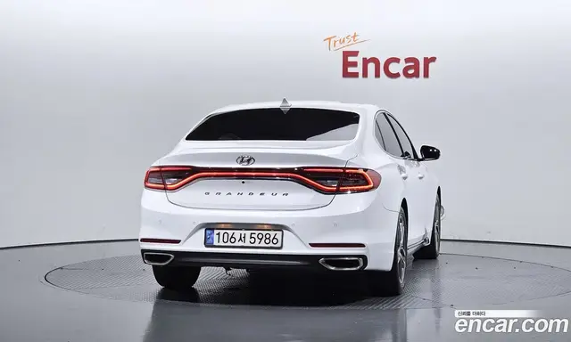 Hyundai Grandeur 2017 3.0 автомат (гидро), миниатюра 4 Hyundai Grandeur 2017 3.0 автомат (гидро), миниатюра 4