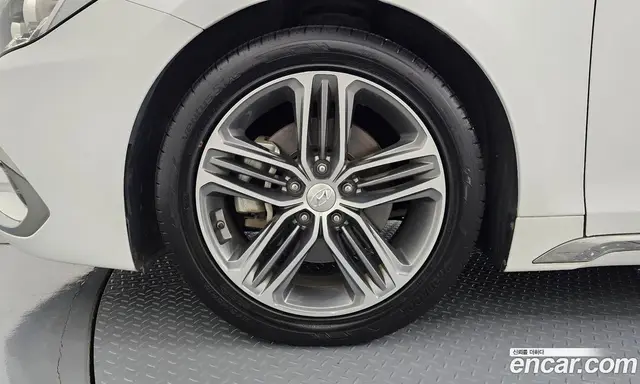 Hyundai Grandeur 2017 3.0 автомат (гидро), миниатюра 5 Hyundai Grandeur 2017 3.0 автомат (гидро), миниатюра 5