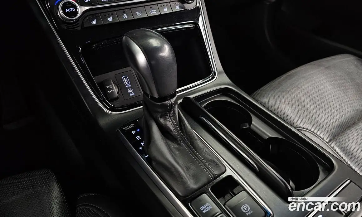 Hyundai Grandeur 2017 2.4 автомат (гидро), фото 9 Hyundai Grandeur 2017 2.4 автомат (гидро), фото 9