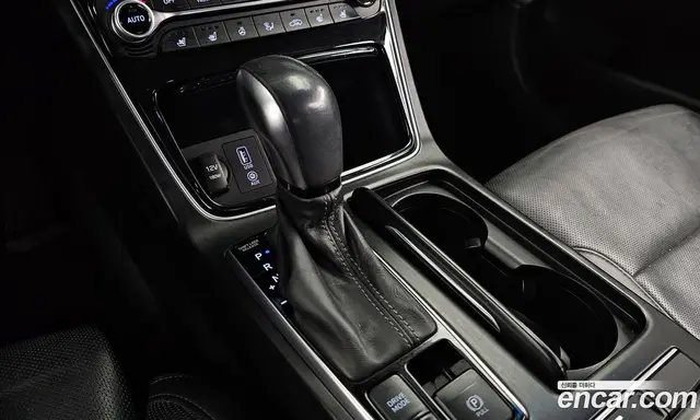 Hyundai Grandeur 2017 2.4 автомат (гидро), миниатюра 9 Hyundai Grandeur 2017 2.4 автомат (гидро), миниатюра 9