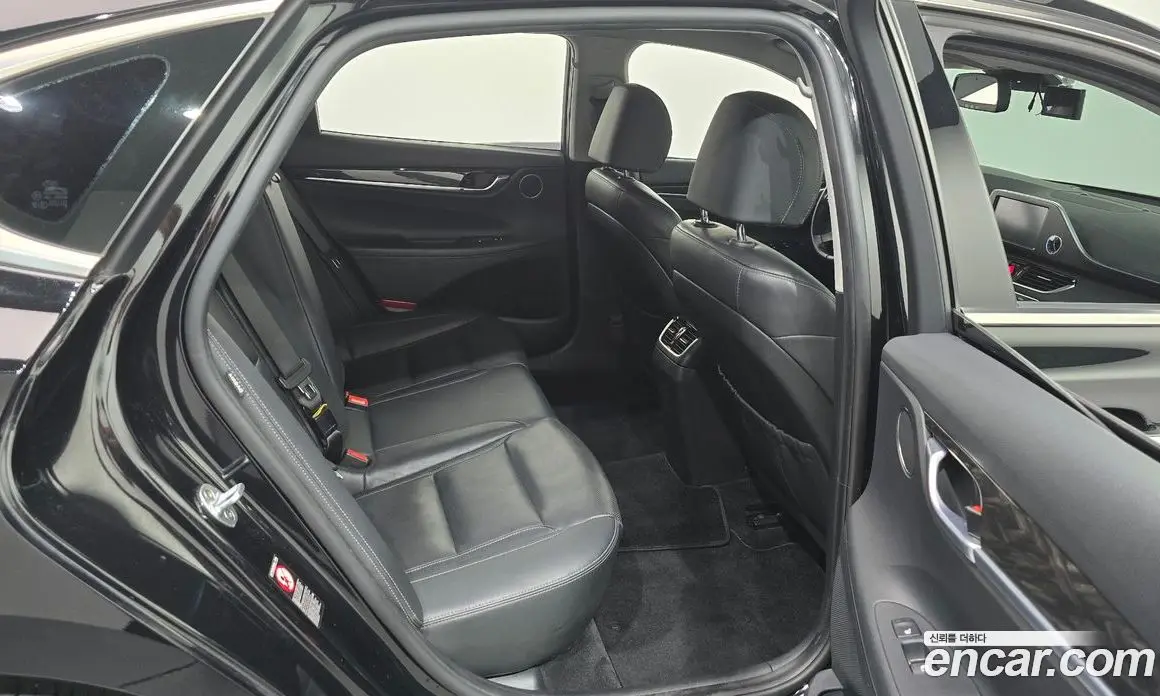 Hyundai Grandeur 2017 2.4 автомат (гидро), фото 11 Hyundai Grandeur 2017 2.4 автомат (гидро), фото 11