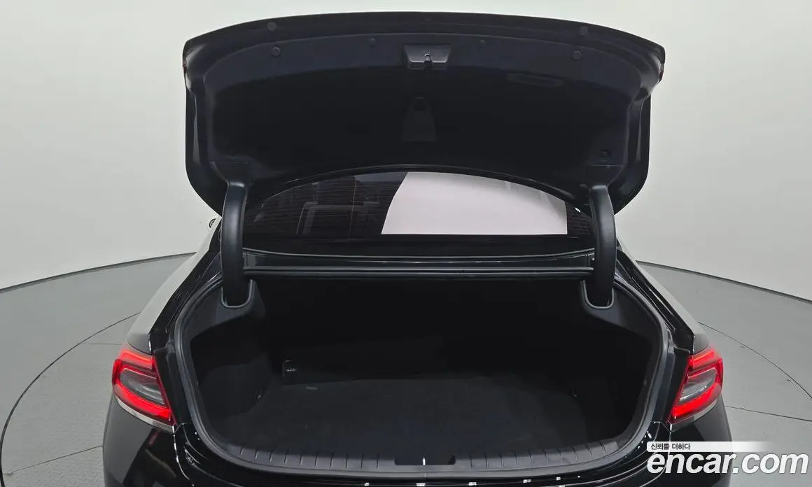 Hyundai Grandeur 2017 2.4 автомат (гидро), фото 19 Hyundai Grandeur 2017 2.4 автомат (гидро), фото 19