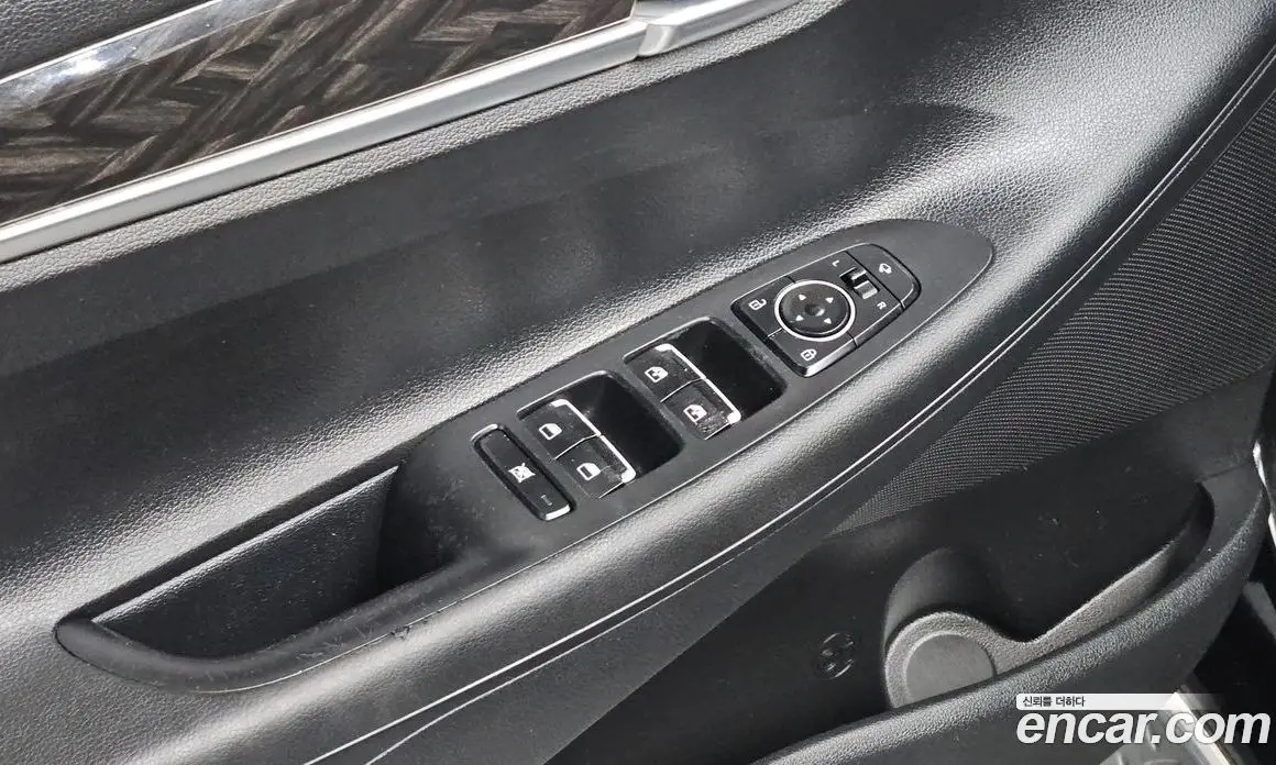 Hyundai Grandeur 2017 3.0 автомат (гидро), фото 19