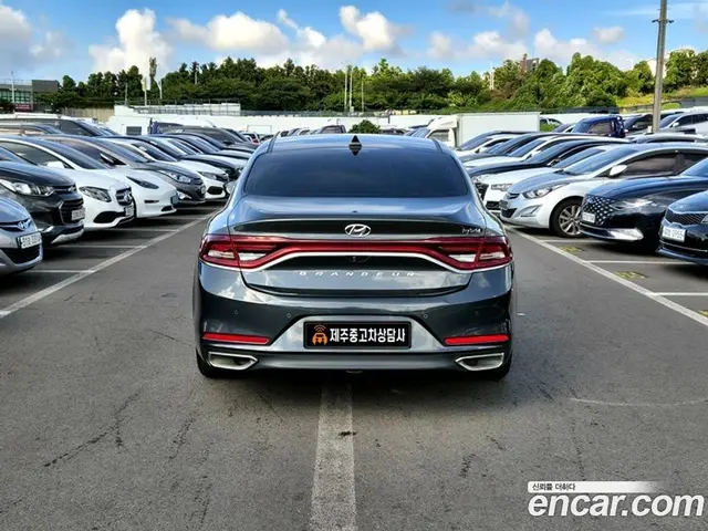Hyundai Grandeur 2018 2.4 автомат (гидро), миниатюра 6