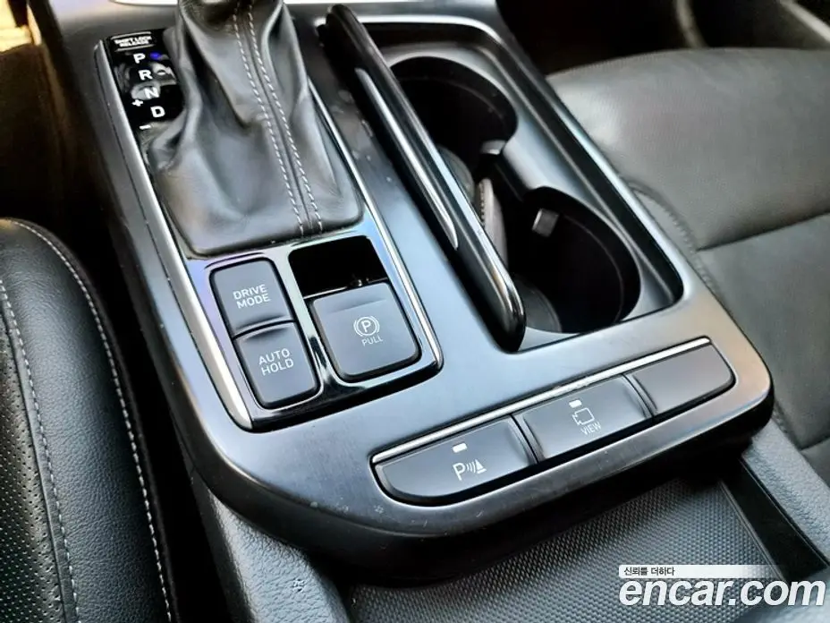 Hyundai Grandeur 2018 2.4 автомат (гидро), фото 10