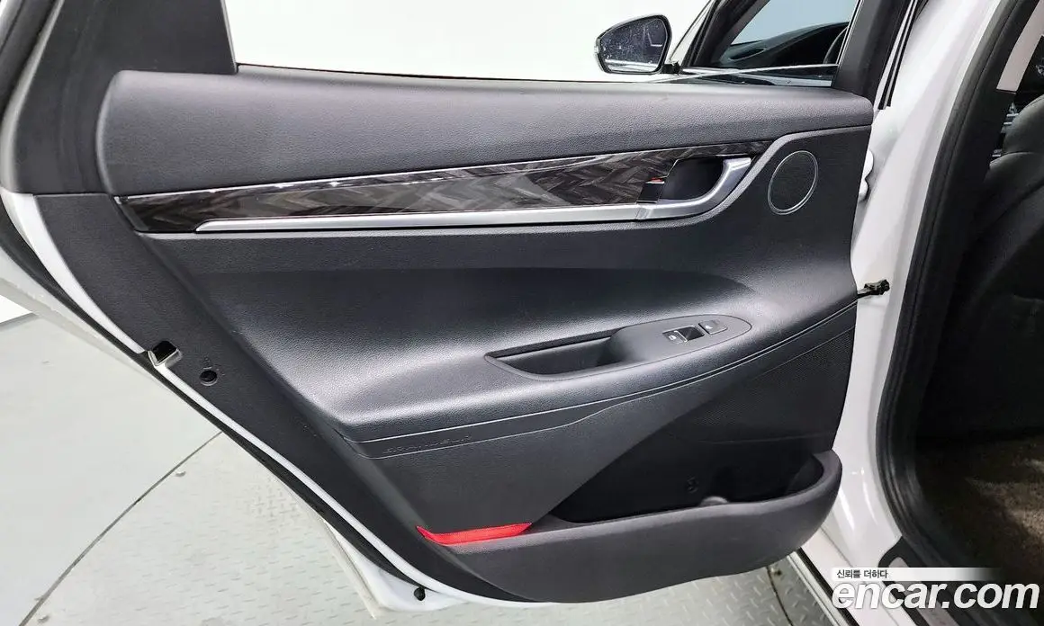 Hyundai Grandeur 2018 2.4 автомат (гидро), фото 15