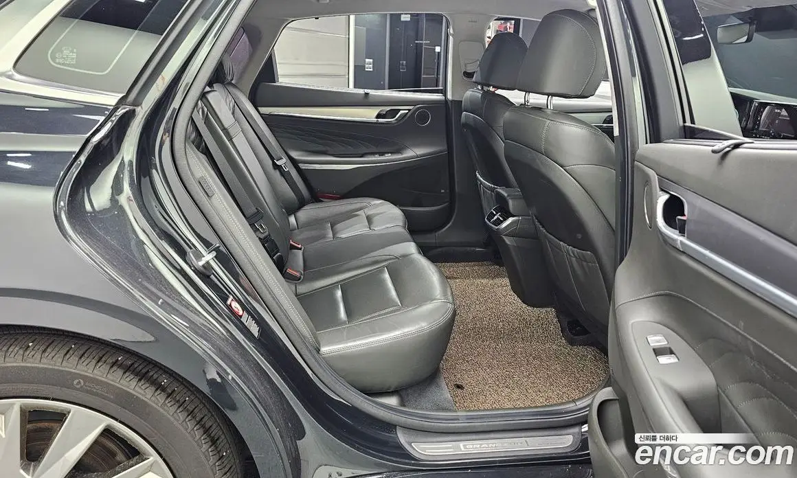 Hyundai Grandeur 2019 2.4 автомат (гидро), фото 12 Hyundai Grandeur 2019 2.4 автомат (гидро), фото 12