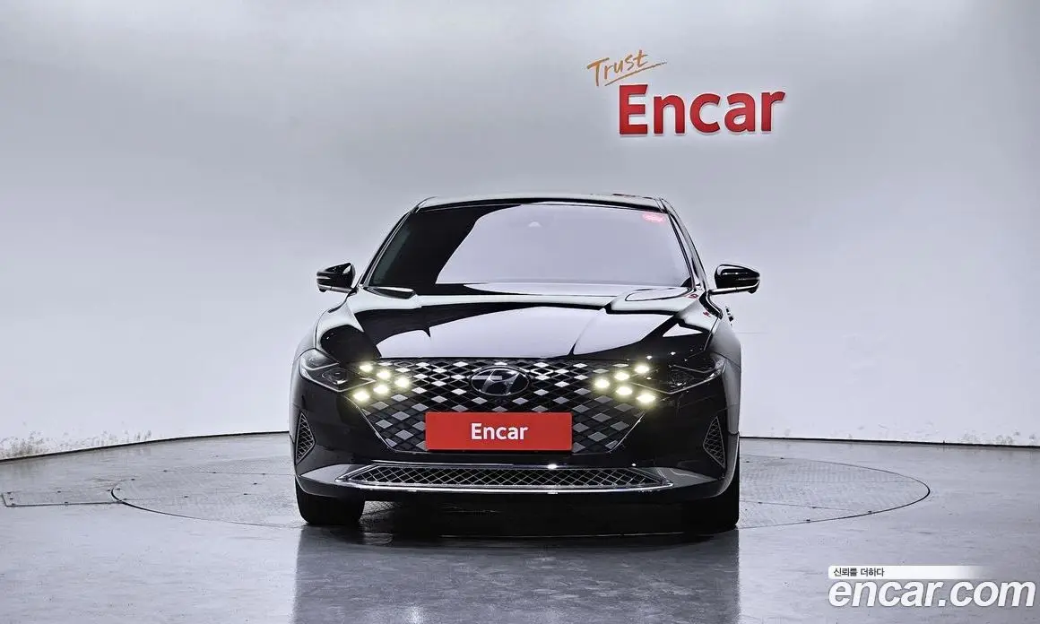 Hyundai Grandeur 2019 2.4 автомат (гидро), фото 3 Hyundai Grandeur 2019 2.4 автомат (гидро), фото 3