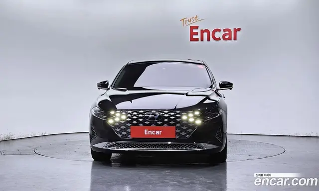 Hyundai Grandeur 2019 2.4 автомат (гидро), миниатюра 3 Hyundai Grandeur 2019 2.4 автомат (гидро), миниатюра 3