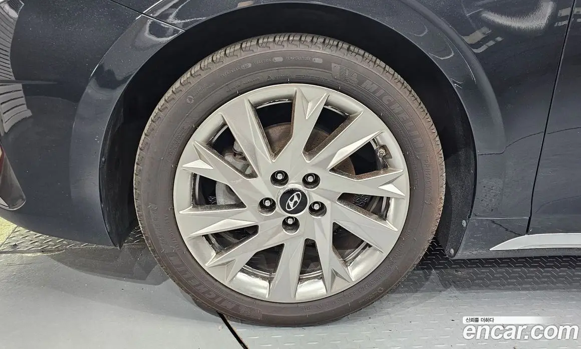 Hyundai Grandeur 2019 2.4 автомат (гидро), фото 5 Hyundai Grandeur 2019 2.4 автомат (гидро), фото 5