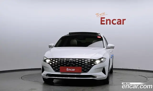 Hyundai Grandeur 2021 2.5 автомат (гидро), миниатюра 3