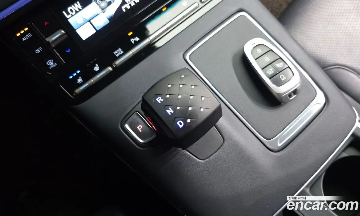 Hyundai Grandeur 2022 2.4 автомат (гидро), фото 12 Hyundai Grandeur 2022 2.4 автомат (гидро), фото 12