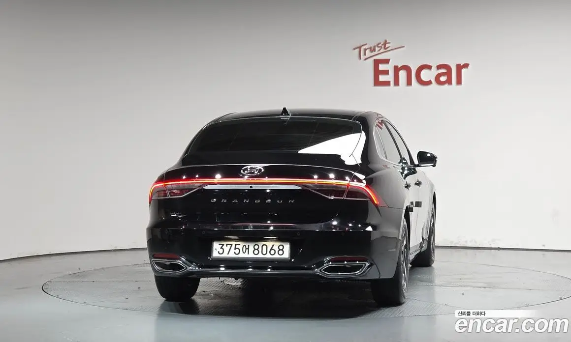 Hyundai Grandeur 2022 2.4 автомат (гидро), фото 4 Hyundai Grandeur 2022 2.4 автомат (гидро), фото 4