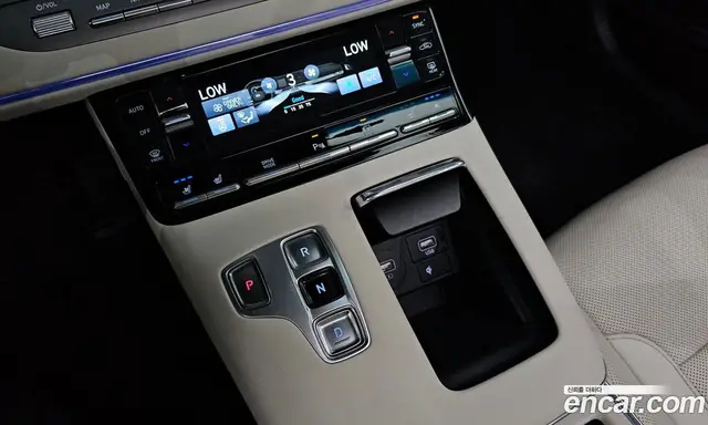 Hyundai Grandeur 2022 2.4 автомат (гидро), миниатюра 11