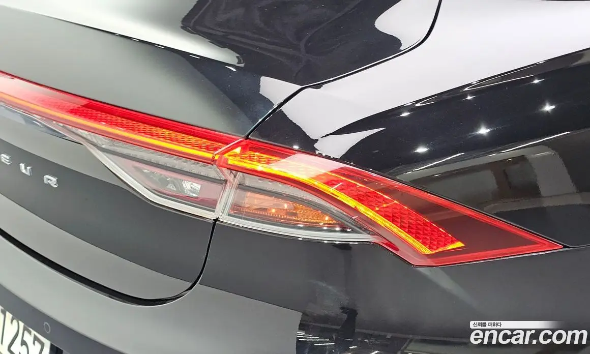 Hyundai Grandeur 2022 2.4 автомат (гидро), фото 8