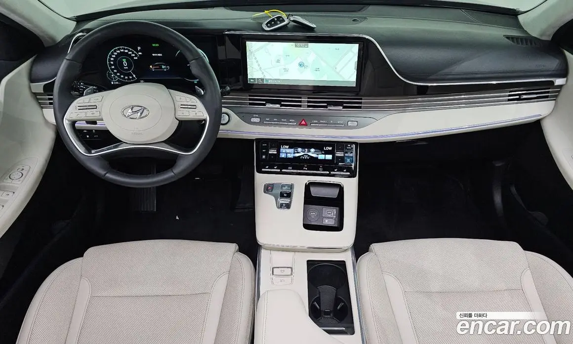 Hyundai Grandeur 2022 2.4 автомат (гидро), фото 9