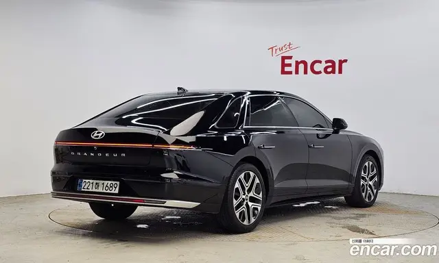 Hyundai Grandeur 2023 2.5 автомат (гидро), миниатюра 2