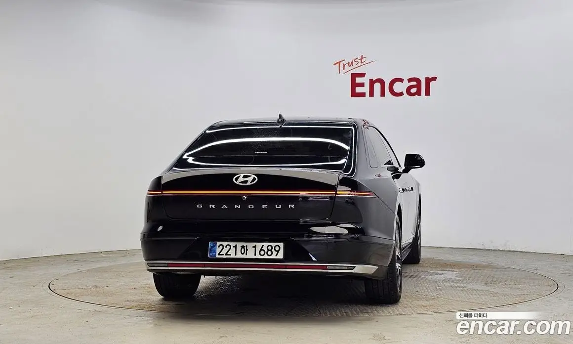 Hyundai Grandeur 2023 2.5 автомат (гидро), фото 4