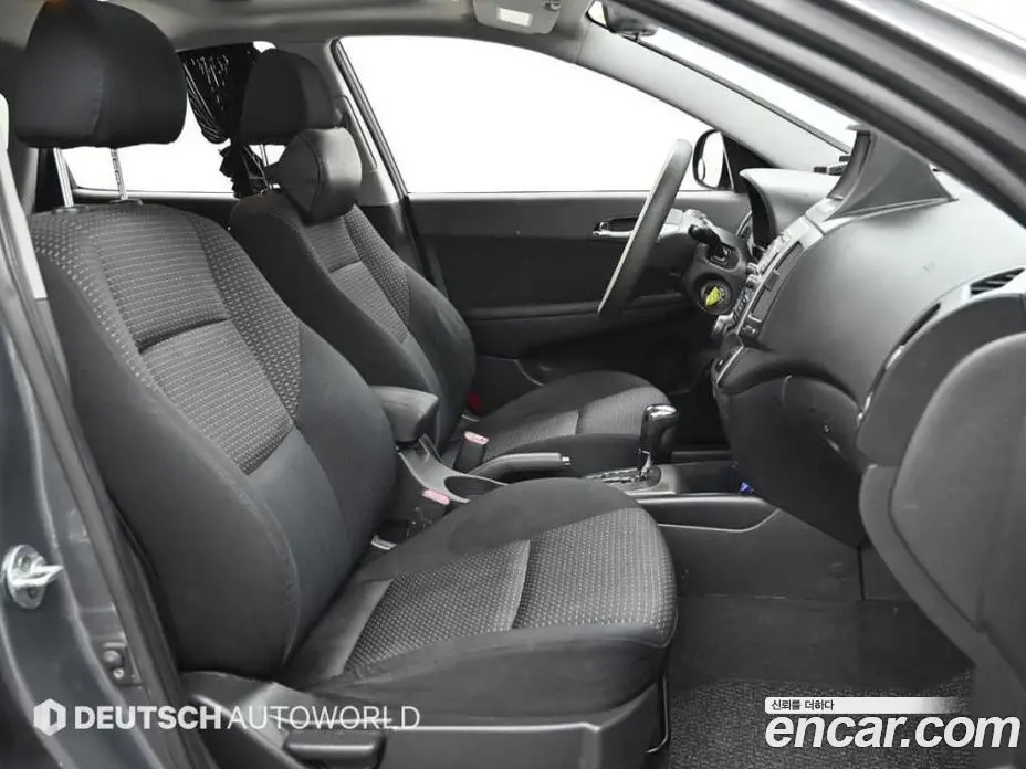 Hyundai i30 2008 1.6 автомат (гидро), фото 10