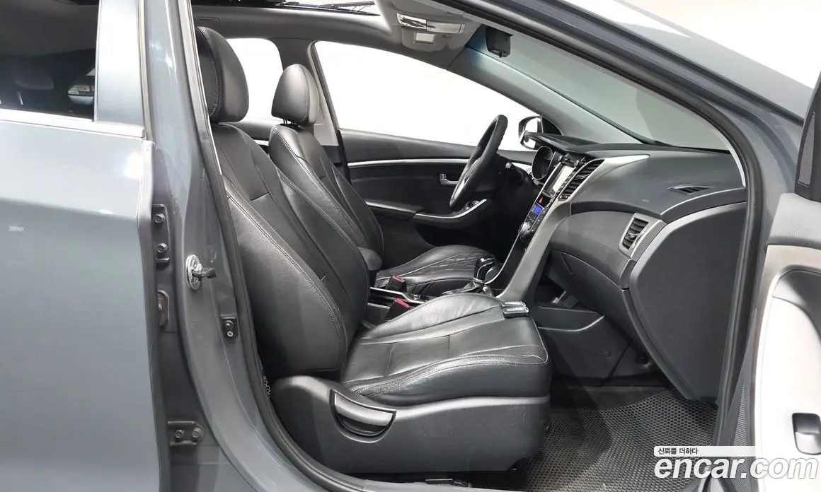 Hyundai i30 2012 1.6 автомат (гидро), фото 15