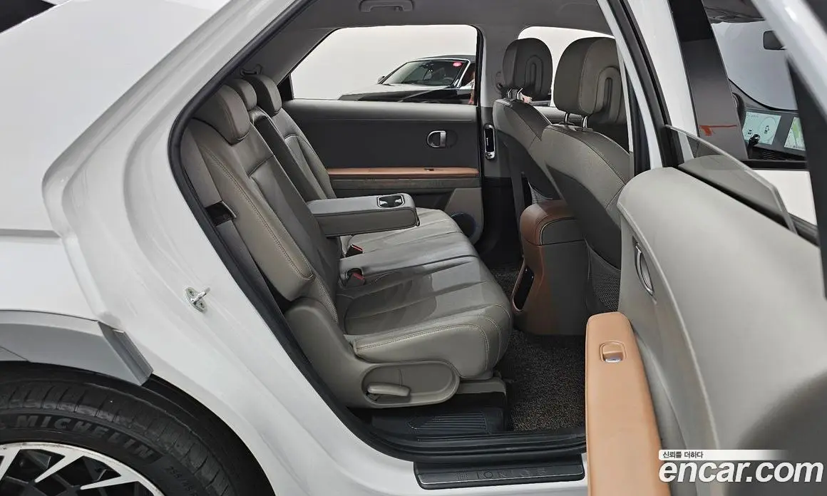 Hyundai Ioniq 5 2022 0.1 автомат (гидро), фото 12 Hyundai Ioniq 5 2022 0.1 автомат (гидро), фото 12