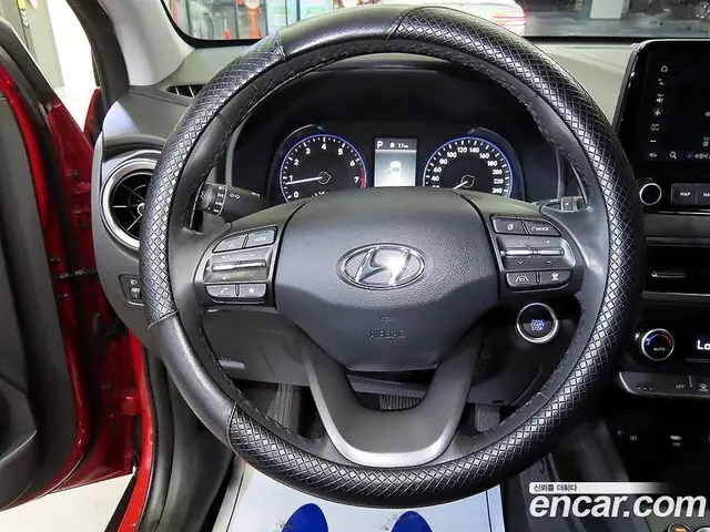 Hyundai Kona 2021 2.0 автомат (гидро), миниатюра 8