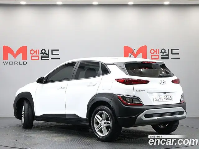 Hyundai Kona 2021 2.0 автомат (гидро), миниатюра 4
