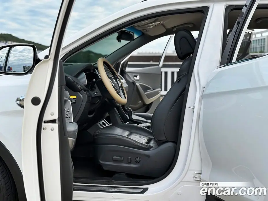 Hyundai Santa Fe 2014 2.0 автомат (гидро), фото 16 Hyundai Santa Fe 2014 2.0 автомат (гидро), фото 16