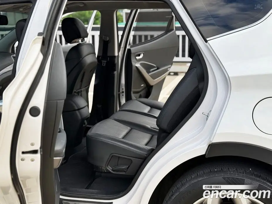 Hyundai Santa Fe 2014 2.0 автомат (гидро), фото 17 Hyundai Santa Fe 2014 2.0 автомат (гидро), фото 17