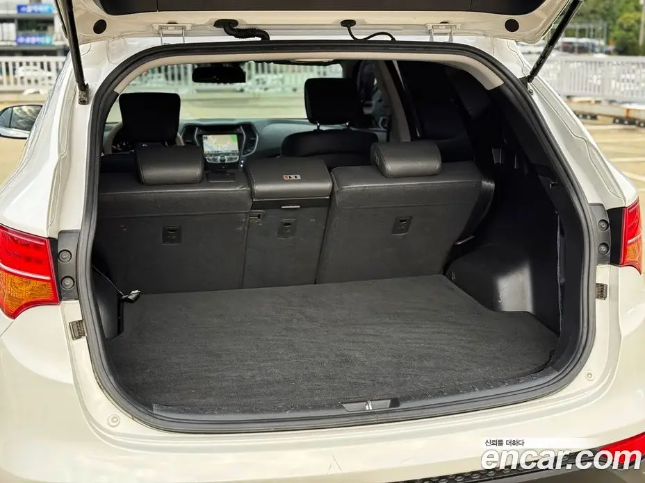 Hyundai Santa Fe 2014 2.0 автомат (гидро), фото 20 Hyundai Santa Fe 2014 2.0 автомат (гидро), фото 20