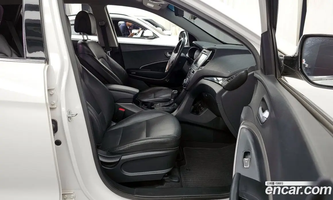 Hyundai Santa Fe 2015 2.0 автомат (гидро), фото 11 Hyundai Santa Fe 2015 2.0 автомат (гидро), фото 11