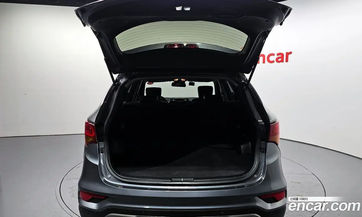 Hyundai Santa Fe 2017 2.0 автомат (гидро), фото 20