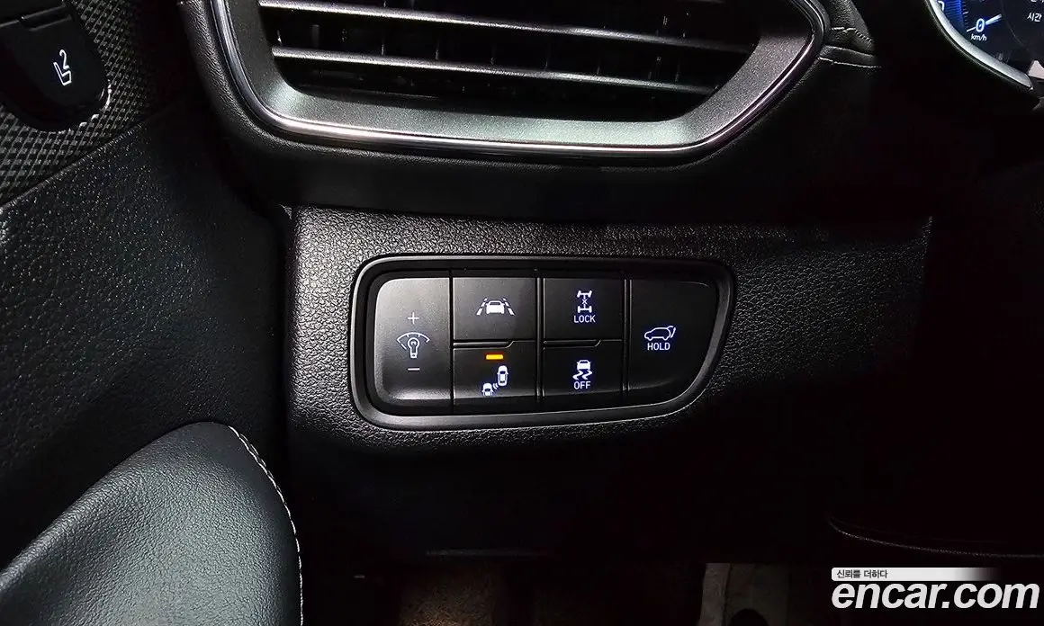 Hyundai Santa Fe 2018 2.0 автомат (гидро), фото 17
