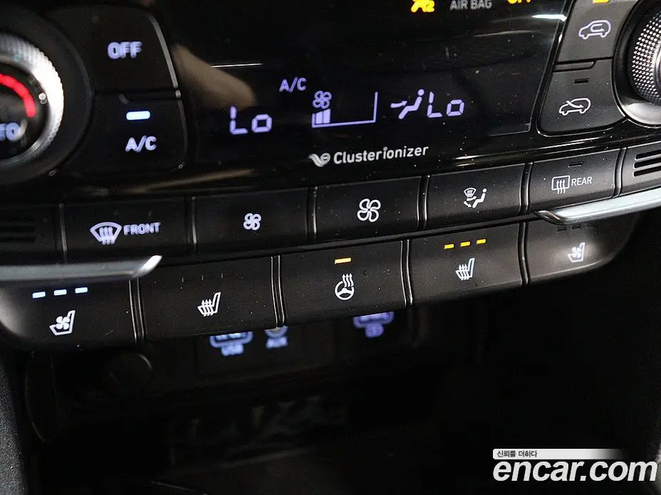 Hyundai Santa Fe 2018 2.0 автомат (гидро), фото 16