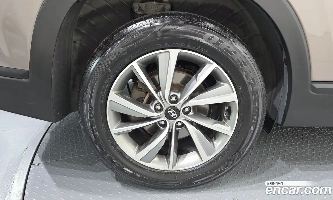 Hyundai Santa Fe 2018 2.0 автомат (гидро), фото 5 Hyundai Santa Fe 2018 2.0 автомат (гидро), фото 5