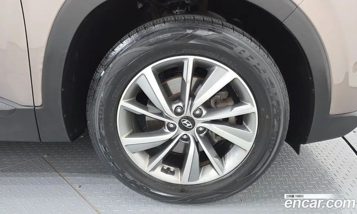 Hyundai Santa Fe 2018 2.0 автомат (гидро), фото 7 Hyundai Santa Fe 2018 2.0 автомат (гидро), фото 7