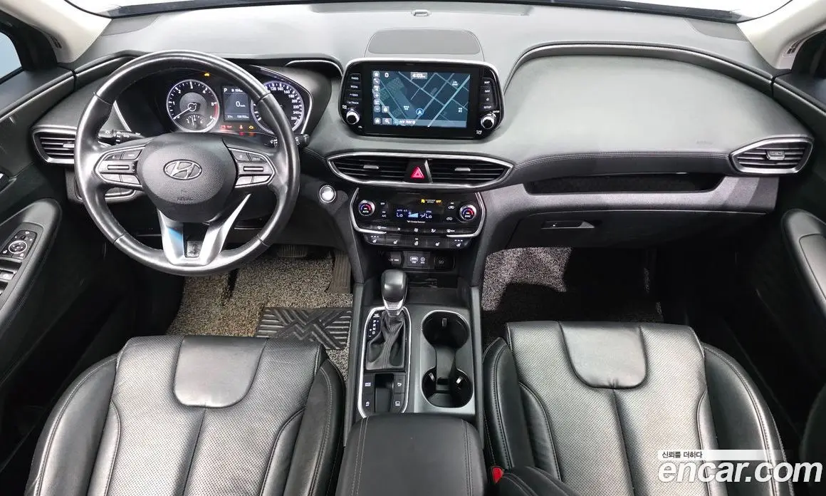 Hyundai Santa Fe 2018 2.0 автомат (гидро), фото 10 Hyundai Santa Fe 2018 2.0 автомат (гидро), фото 10