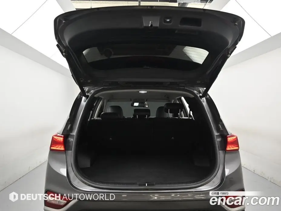 Hyundai Santa Fe 2018 2.0 автомат (гидро), фото 17 Hyundai Santa Fe 2018 2.0 автомат (гидро), фото 17